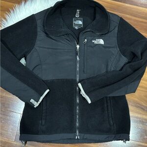 The North Face Black Full-Zip Jacket Women’s medium (vintage)